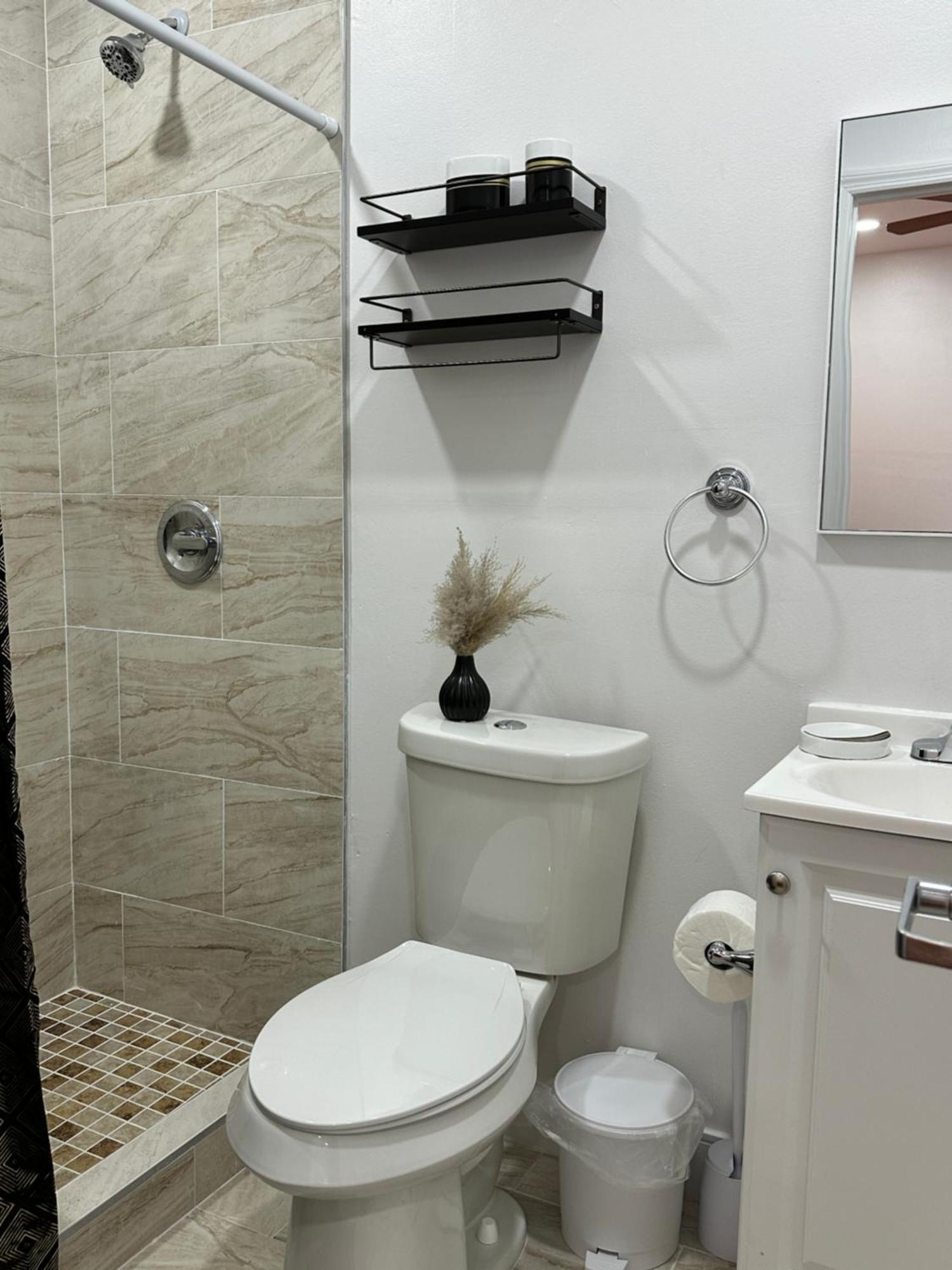 Cozy And Centric Apartment Cape Coral Esterno foto